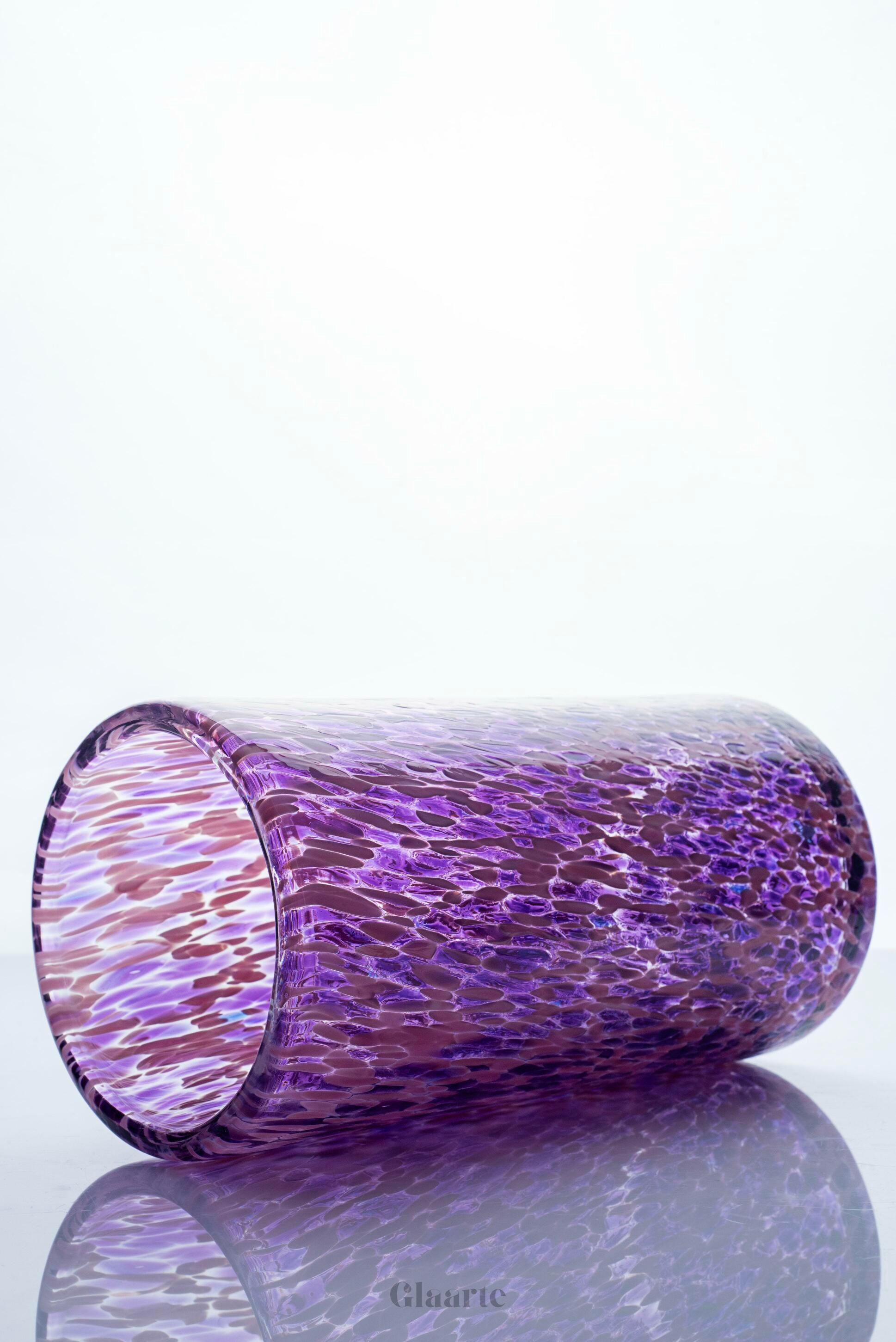 Dekoracyjny fioletowy wazon Roxo - Glaarte