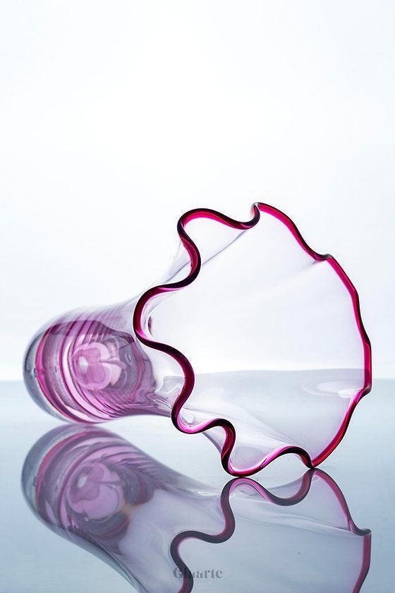 Kryształowy wysoki wazon dekoracyjny Silk Pink - Glaarte